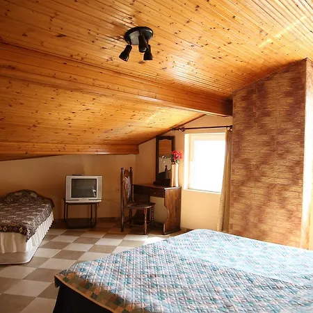 Popov Casa de hóspedes 2*